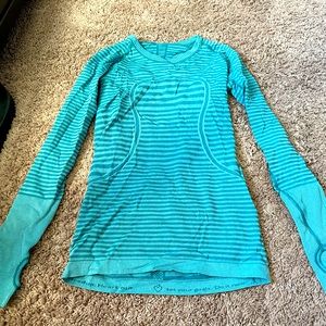 Lululemon swiftly tech long sleeve top, size 6, green